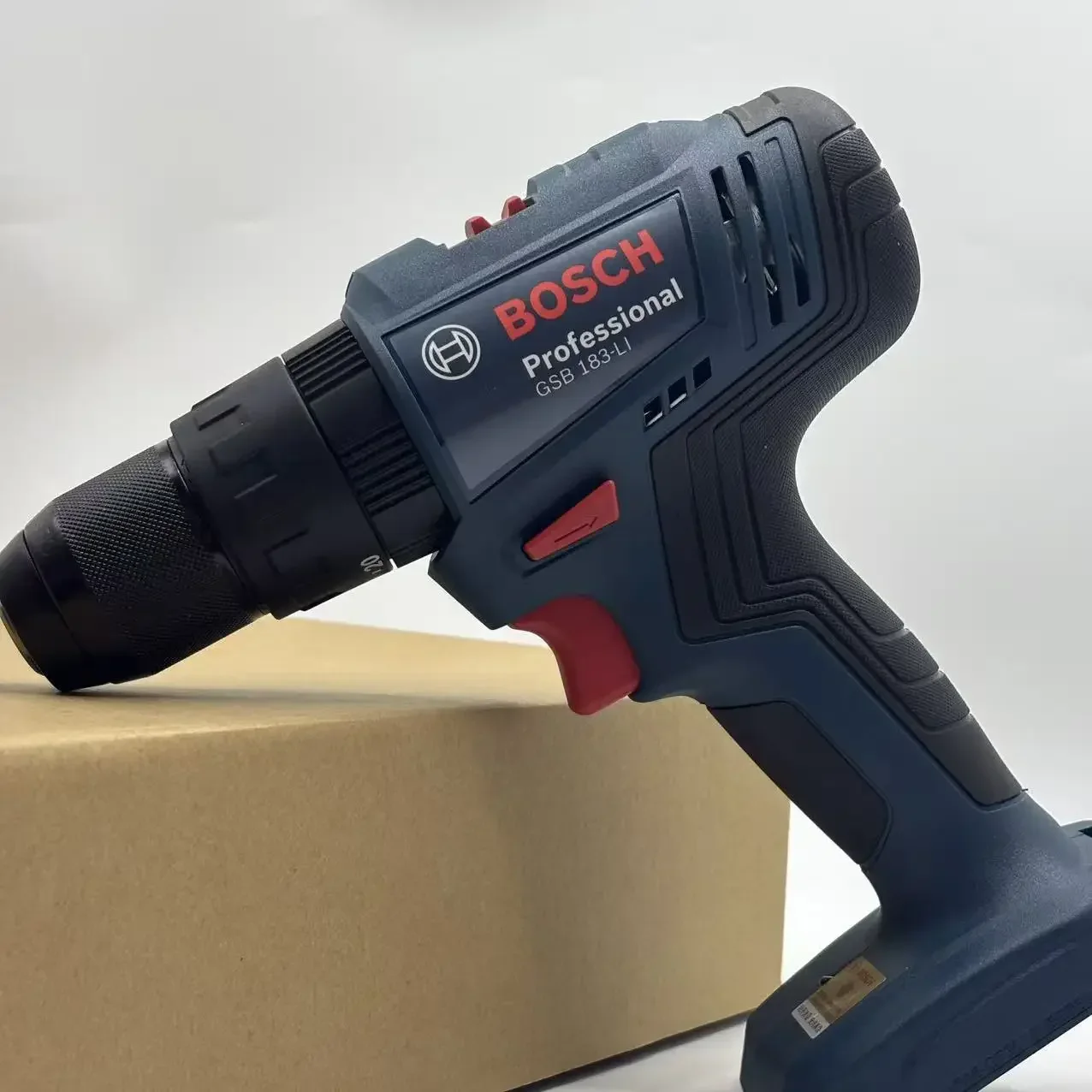 Taladro de impacto sin escobil - Bosch Drill Gsb 18V reseña y precio